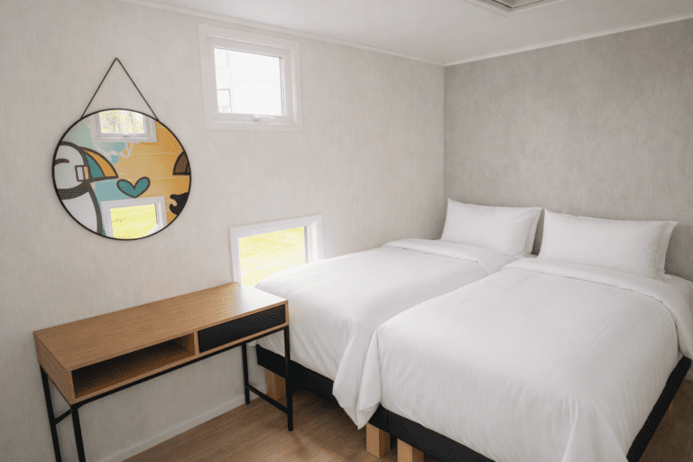 Twin Room with private bathroom