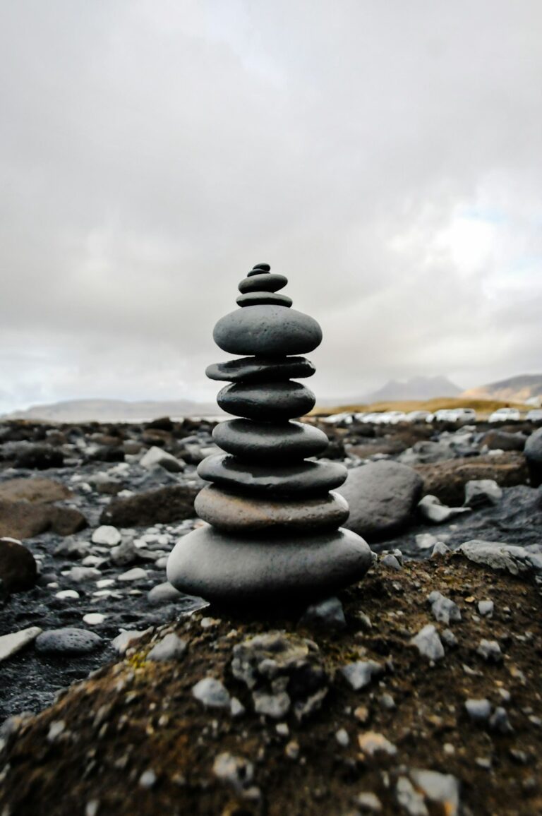 April 24, 2026 – Calm, Crisp and Heavily Clouded Evening in Hvítá