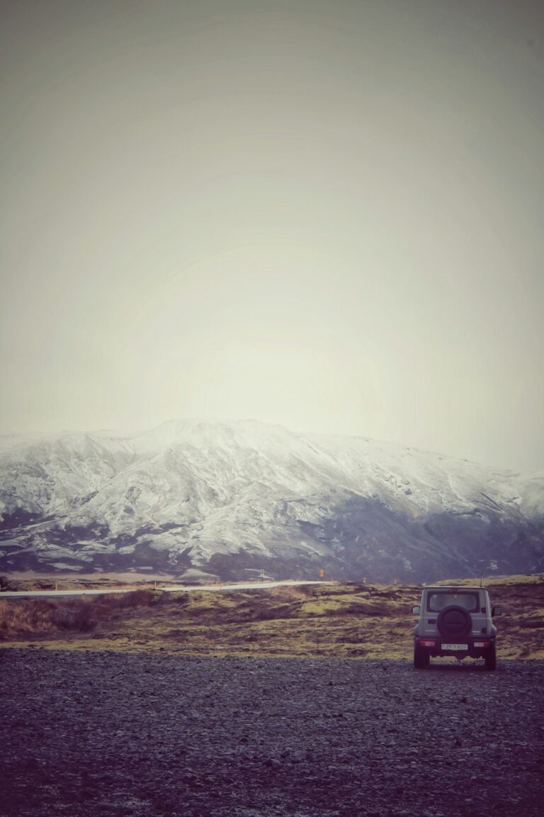 Thursday, April 30, 2026: Overcast and Breezy 5 °C Morning in Stykkishólmur