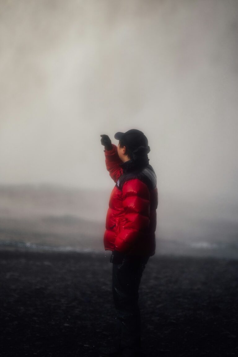 April 19, 2026 – Stykkishólmur Wakes to Clear Skies and a Brisk –0.2 °C Morning