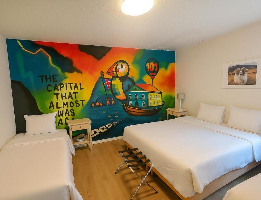 Family room – Private Bathroom @ The Stykkishólmur Inn